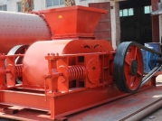 四輥三碎破碎機(jī)